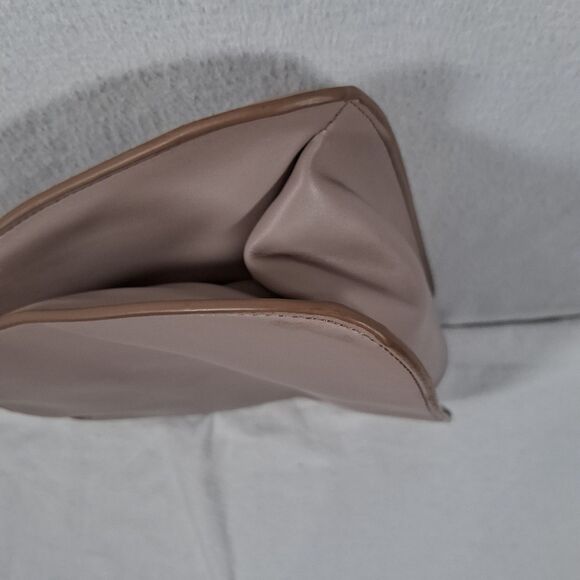 Calvin Klein AUDREY Pink Women's Hobo Leather Shoulder Bag - Picture 4 of 11